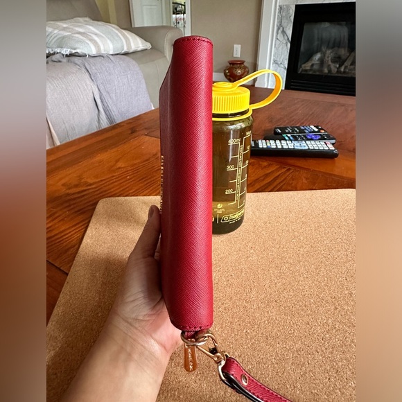 Michael Kors Leather Full Zip Around Wallet & Wrislet, Red, Large - Picture 6 of 15